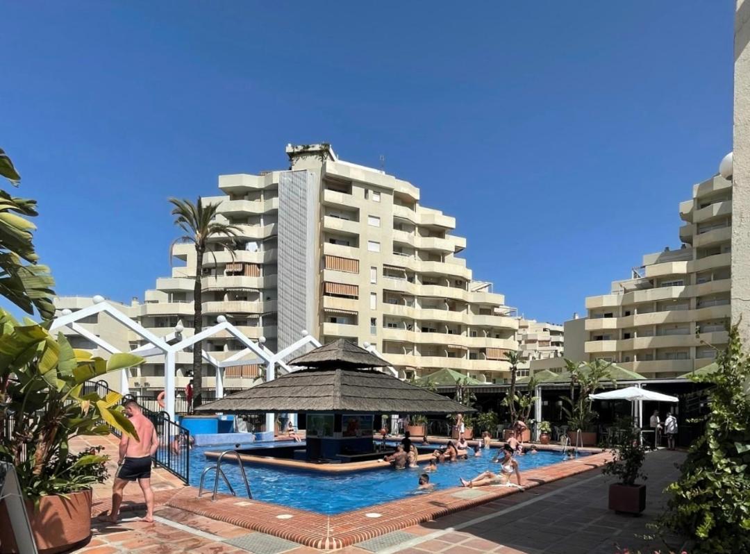 El Estudio De La Playa Benalbeach 317 Terraza Vistas Al Mar Benalmadena Exterior photo