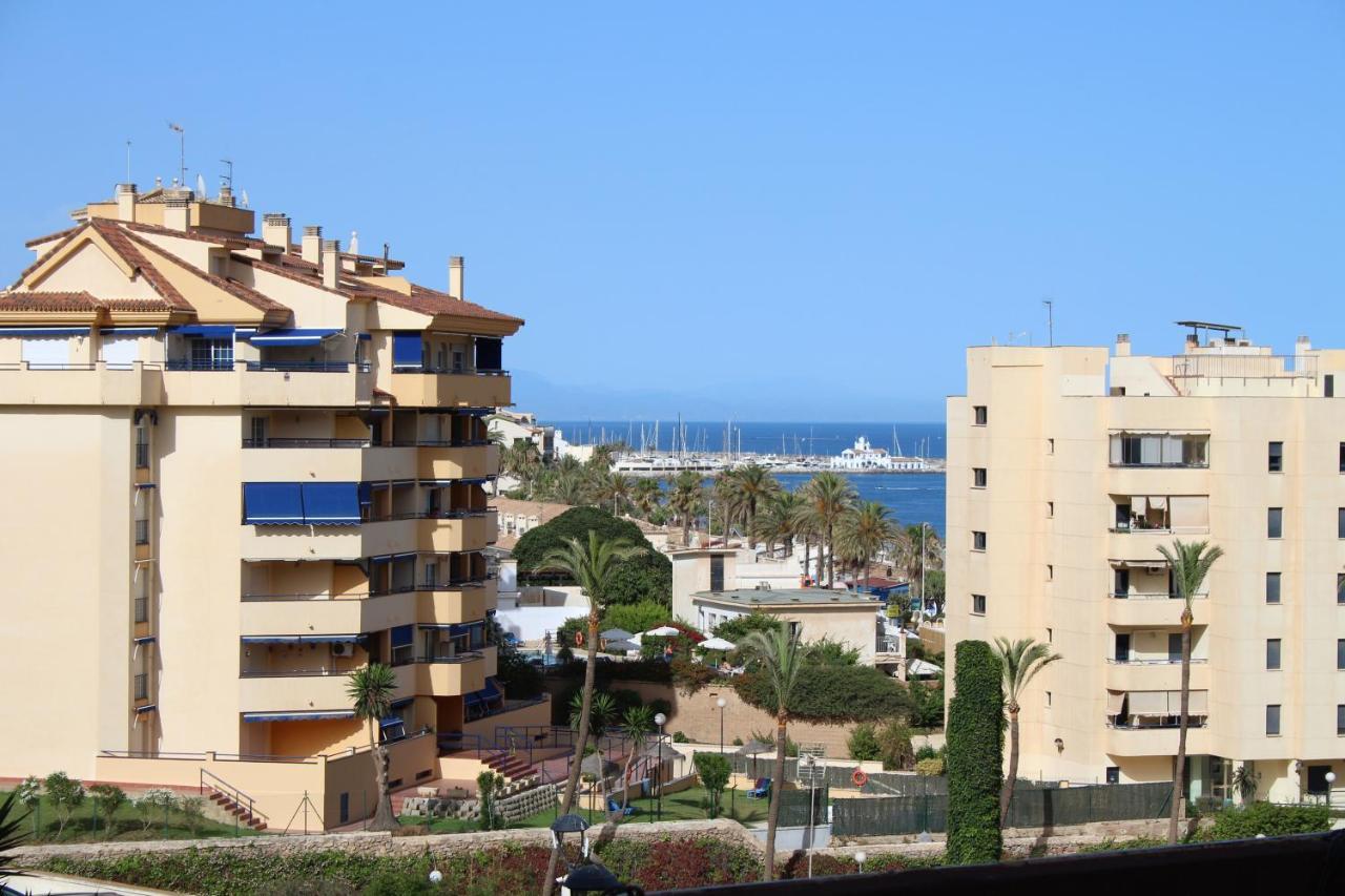El Estudio De La Playa Benalbeach 317 Terraza Vistas Al Mar Benalmadena Exterior photo