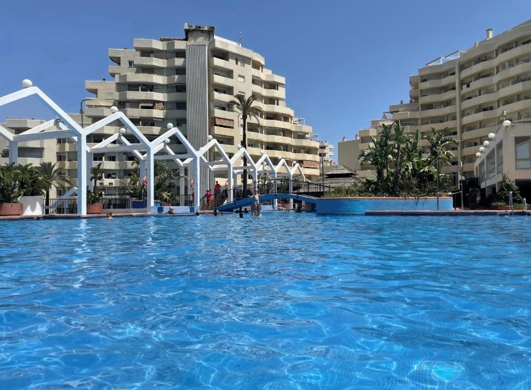 El Estudio De La Playa Benalbeach 317 Terraza Vistas Al Mar Benalmadena Exterior photo